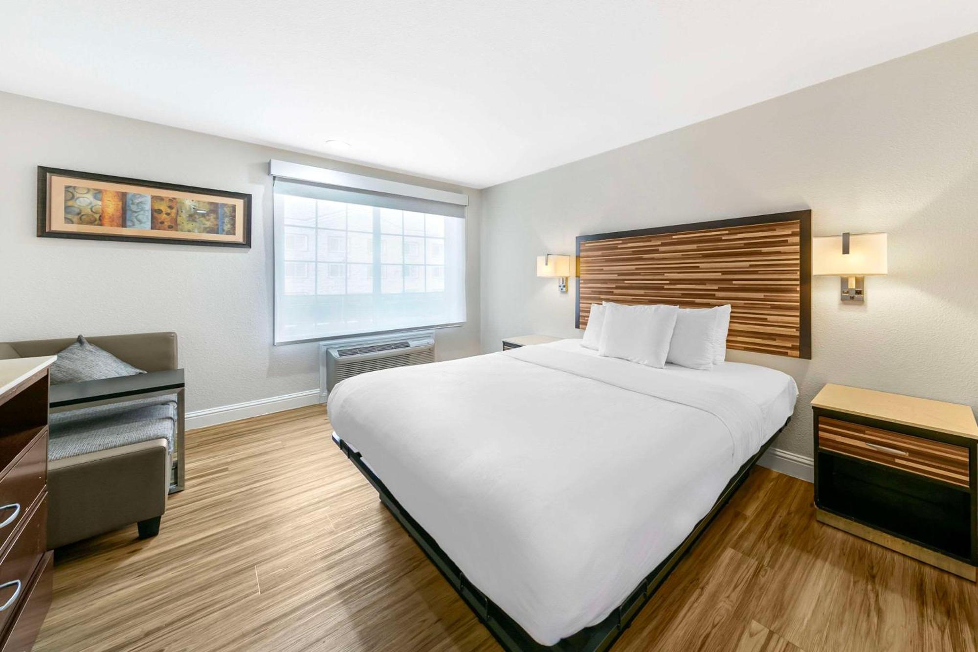 Quality Inn & Suites Sacramento Extérieur photo